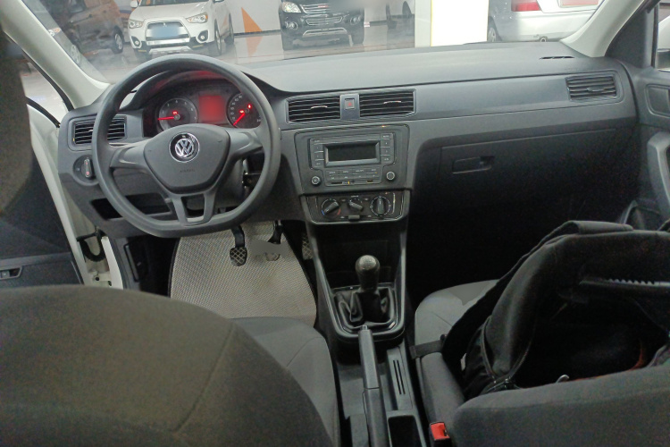 Volkswagen Santana 2021 car image #10