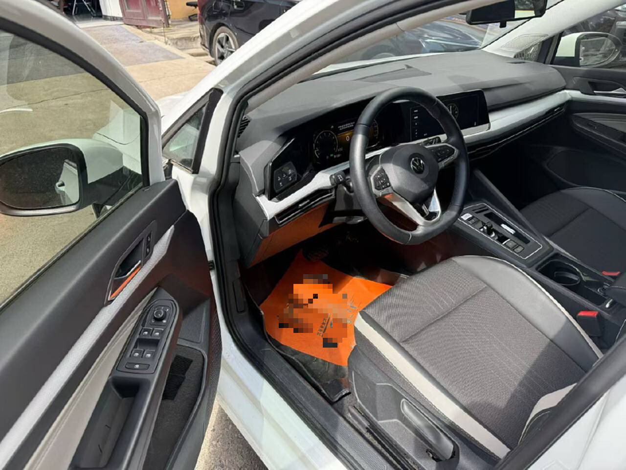Volkswagen Golf 2022 imagen de coche #11