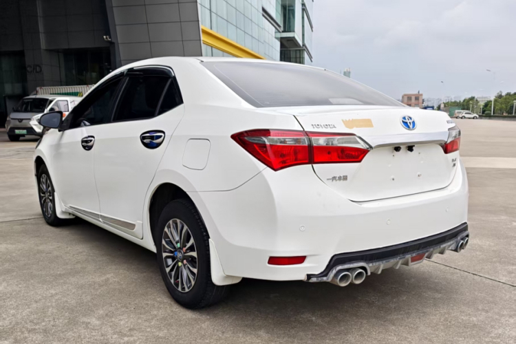 Toyota Corolla 2018 #16 Toyota Corolla 2018 car image #16