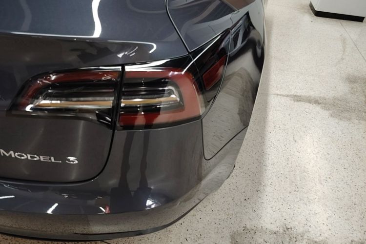 Tesla Model 3 2020 car image #8