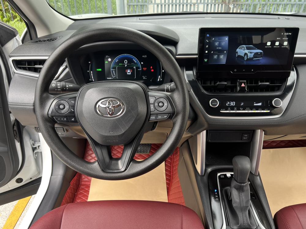 Toyota Corolla Cross 2025 #12 Toyota Corolla Cross 2025 صورة سيارة #12