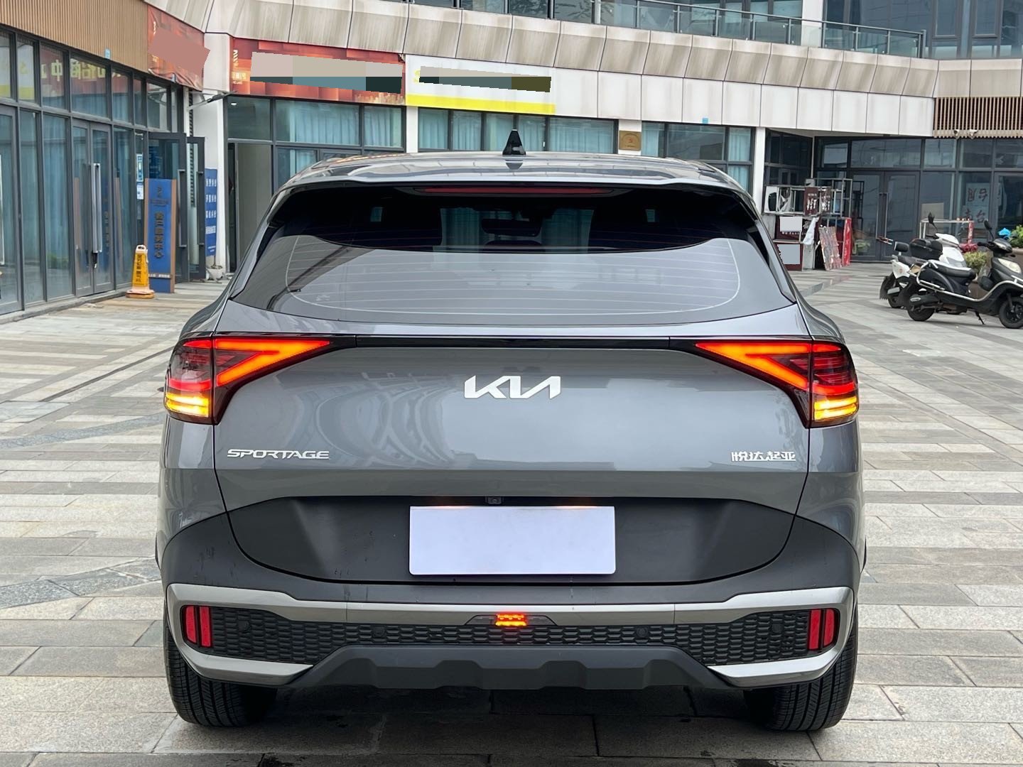 Kia Sportage 2025 #8 Kia Sportage 2025 صورة سيارة #8