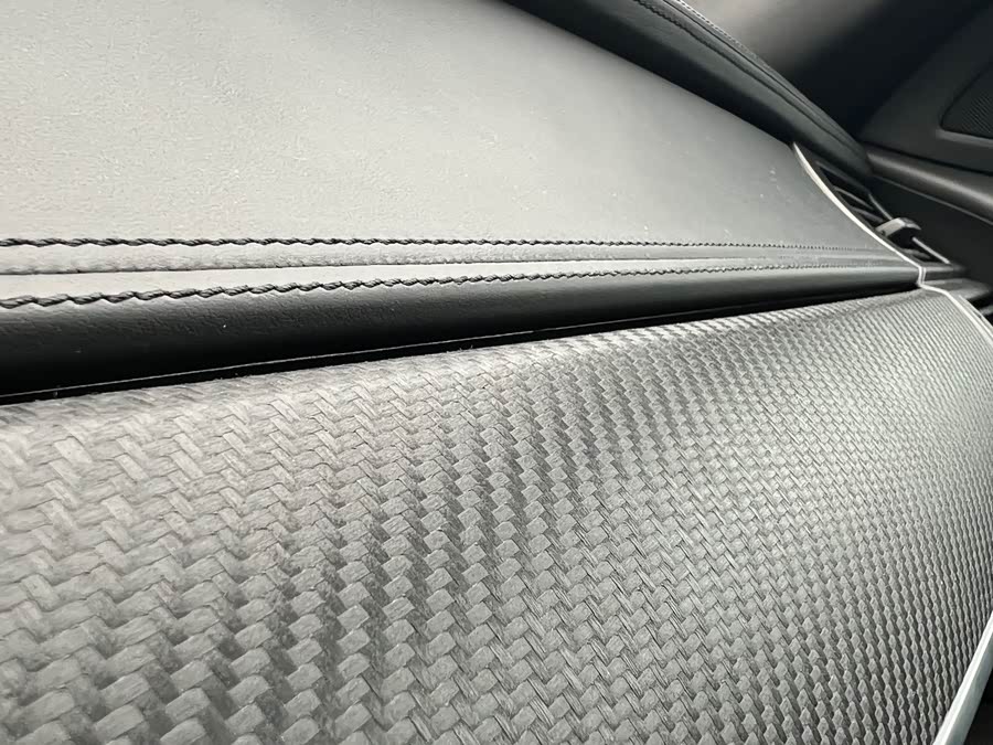 BMW X6 M 2012 car image #26