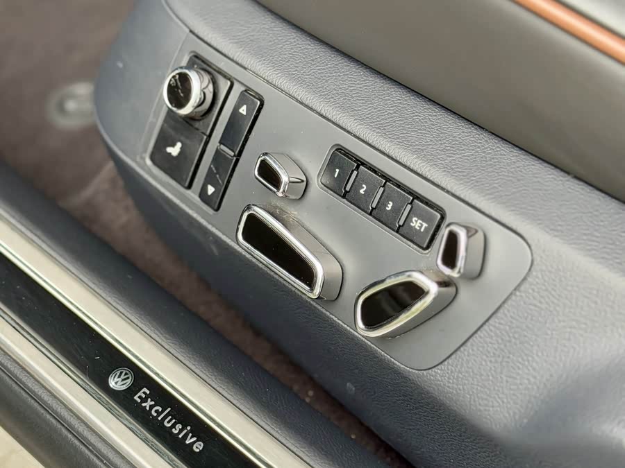 Volkswagen Pheaton 2016 immagine di auto #26