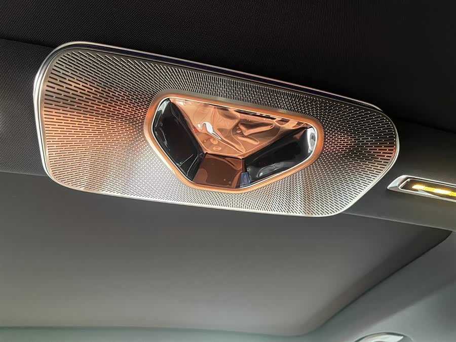 Mercedes-Benz S AMG New Energy 2025 صورة سيارة #26