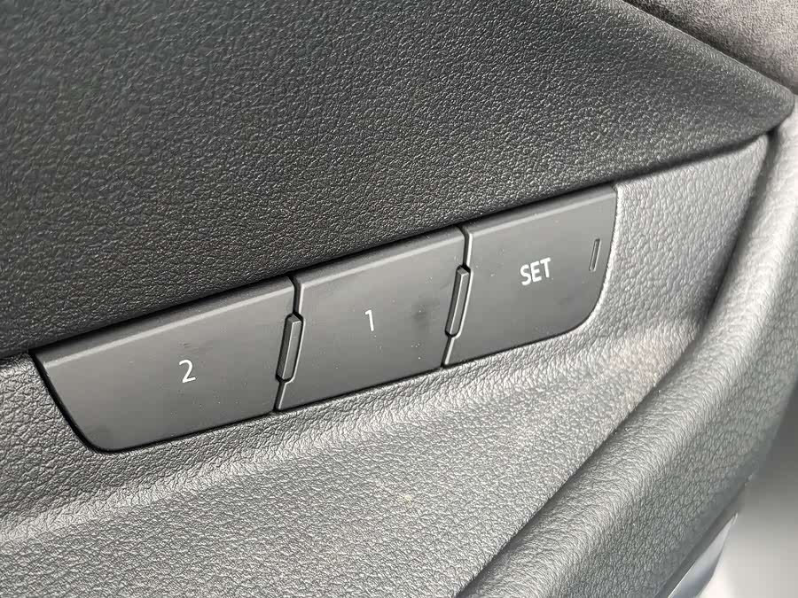 Mercedes-Benz SLK AMG 2025 #26 Mercedes-Benz SLK AMG 2025 car image #26