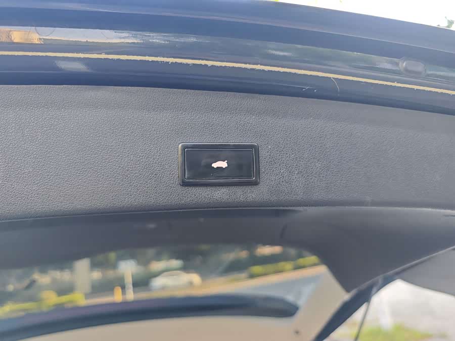 Audi Q5 2012 car image #26