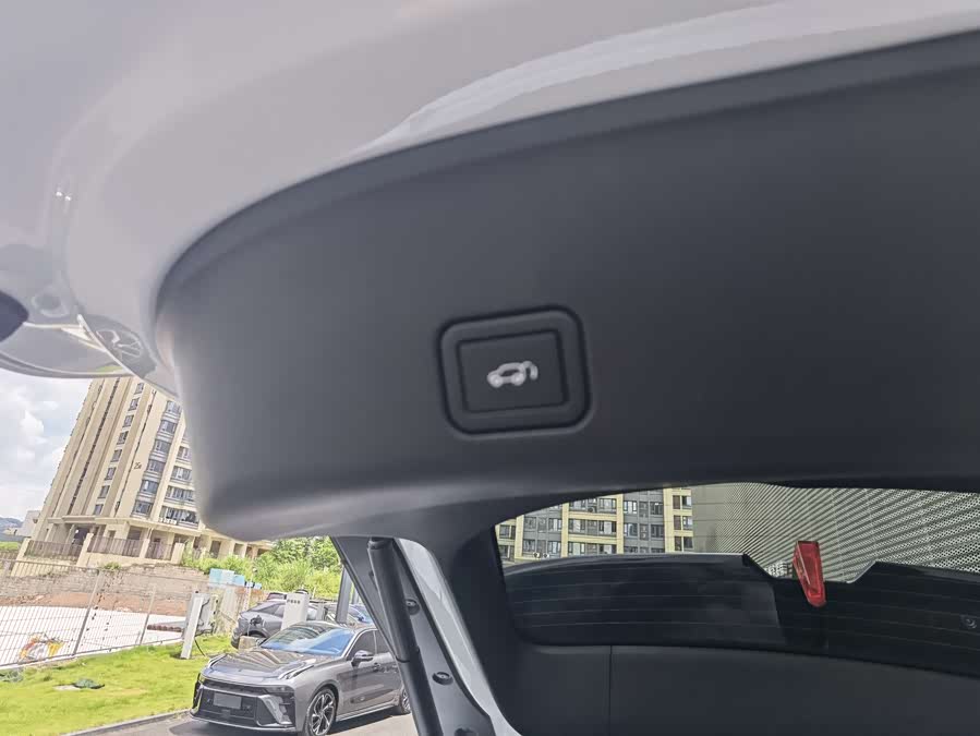 Deepal S07 2025 image de voiture #26