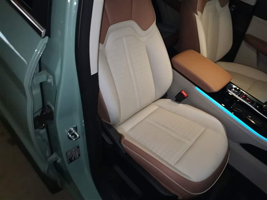 Jetour X70 C-DM 2025 #26 Jetour X70 C-DM 2025 car image #26