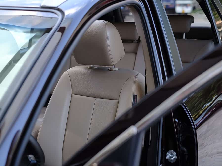 Hyundai Santa Fe Classic 2011 car image #26