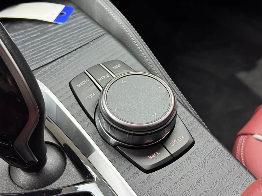 BMW 5 Series 2023 #26 BMW 5 Series 2023 car image #26