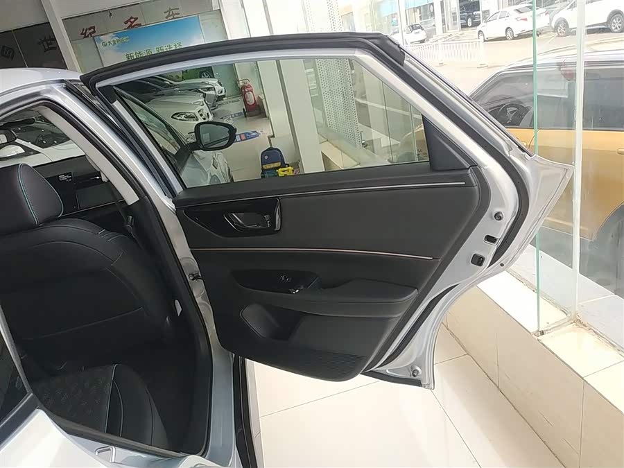 Honda e:NP2 2024 car image #26