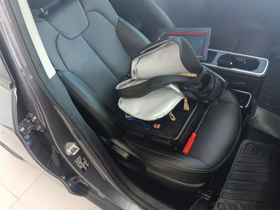 哪吒汽车 哪吒AYA 2024 #26 哪吒汽车 哪吒AYA 2024 汽车图片 #26