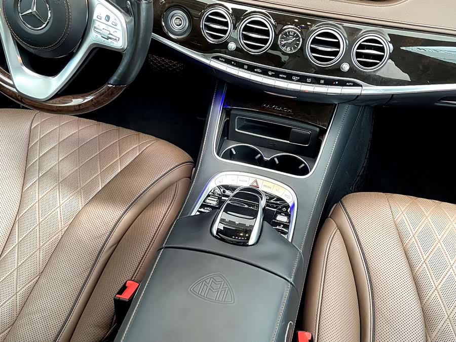Mercedes-Benz Maybach S Class 2018 #26 Mercedes-Benz Maybach S Class 2018 image de voiture #26