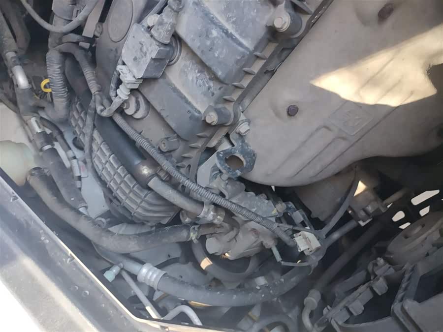 BYD S6 2015 car image #26