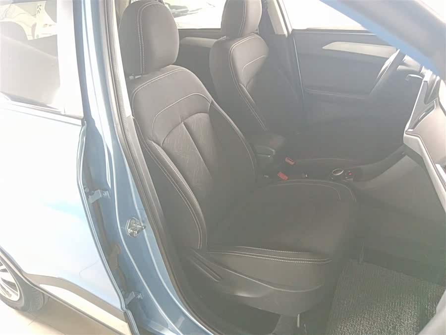 哪吒汽车 哪吒N01 2020 汽车图片 #26