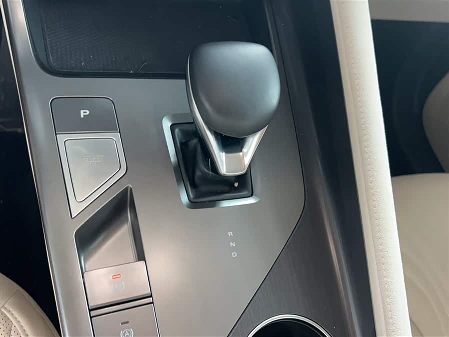 Roewe D5X DMH 2025 imagen de coche #26