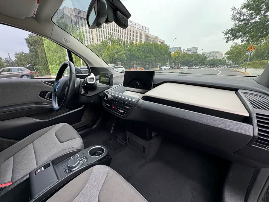 BMW i3 (Imported) 2018 immagine di auto #26