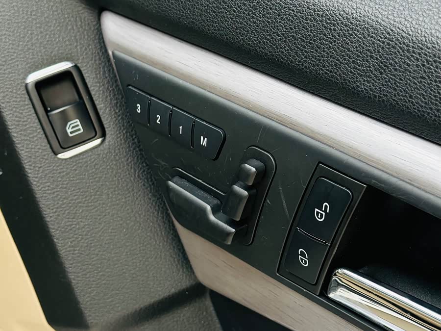 Mercedes-Benz GLK Class (Imported) 2010 #26 Mercedes-Benz GLK Class (Imported) 2010 car image #26