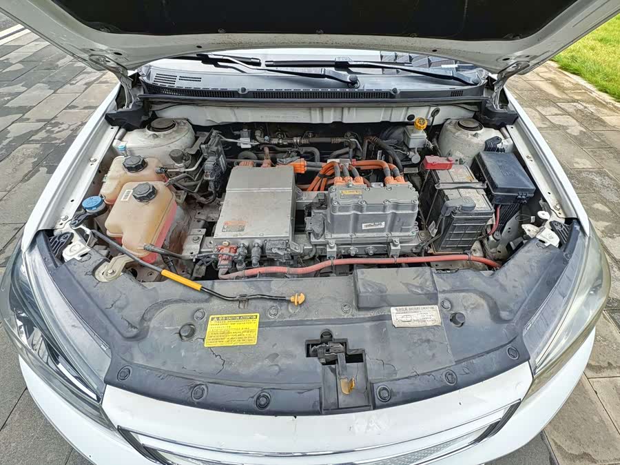 GEELY Emgrand New Energy 2018 #26 GEELY Emgrand New Energy 2018 car image #26