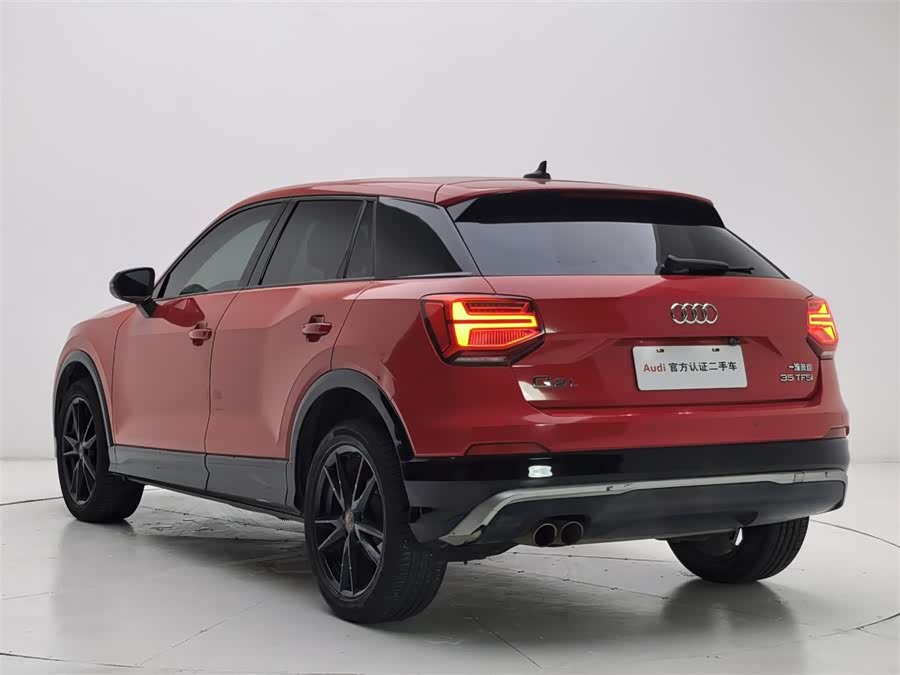 Audi Q2L 2018 car image #26