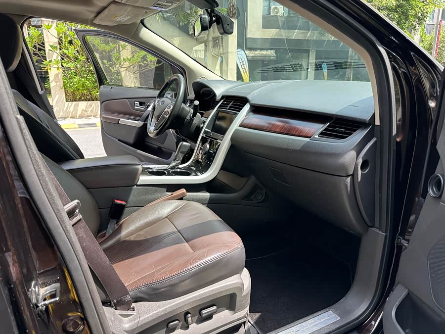 Ford Edge (Imported) 2012 صورة سيارة #26