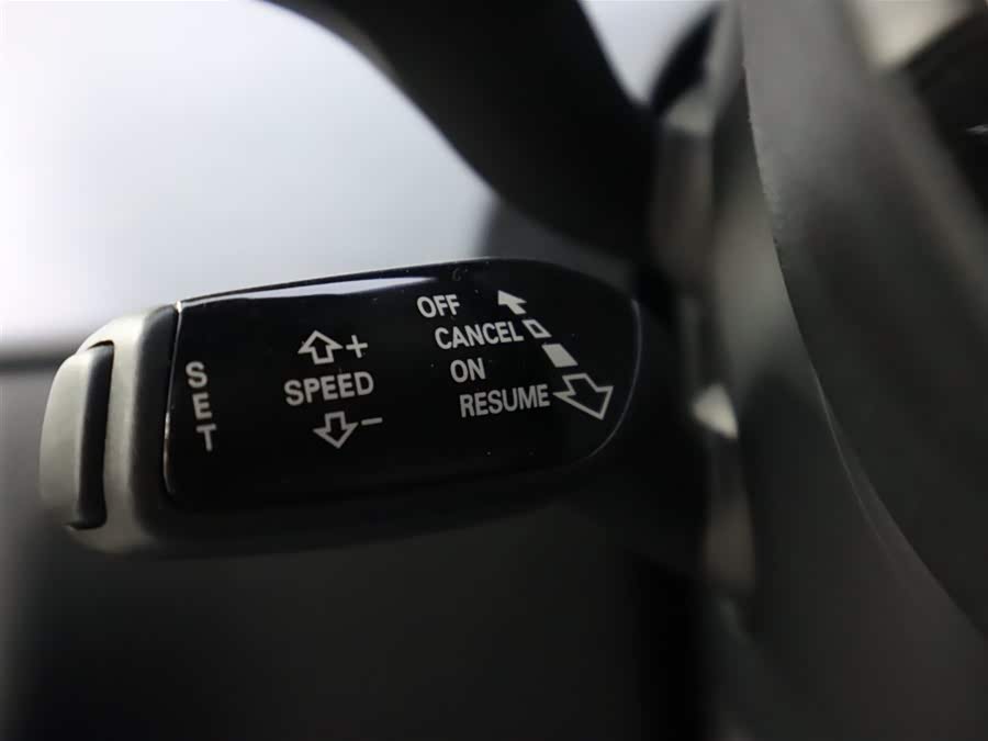 Audi S8 2015 car image #26