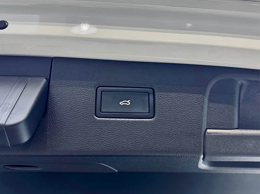 Volkswagen Tayron GTE 2023 #26 Volkswagen Tayron GTE 2023 car image #26