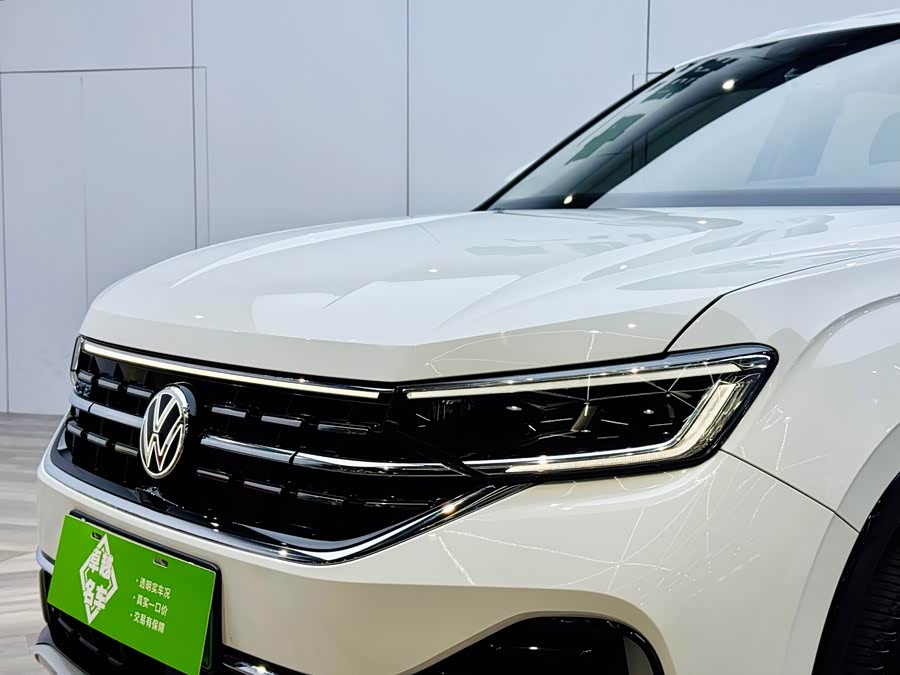 Volkswagen Tayron GTE 2023 car image #26