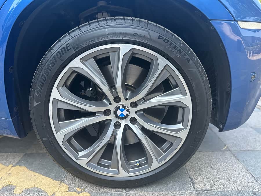 BMW X5 M 2014 #26 BMW X5 M 2014 car image #26