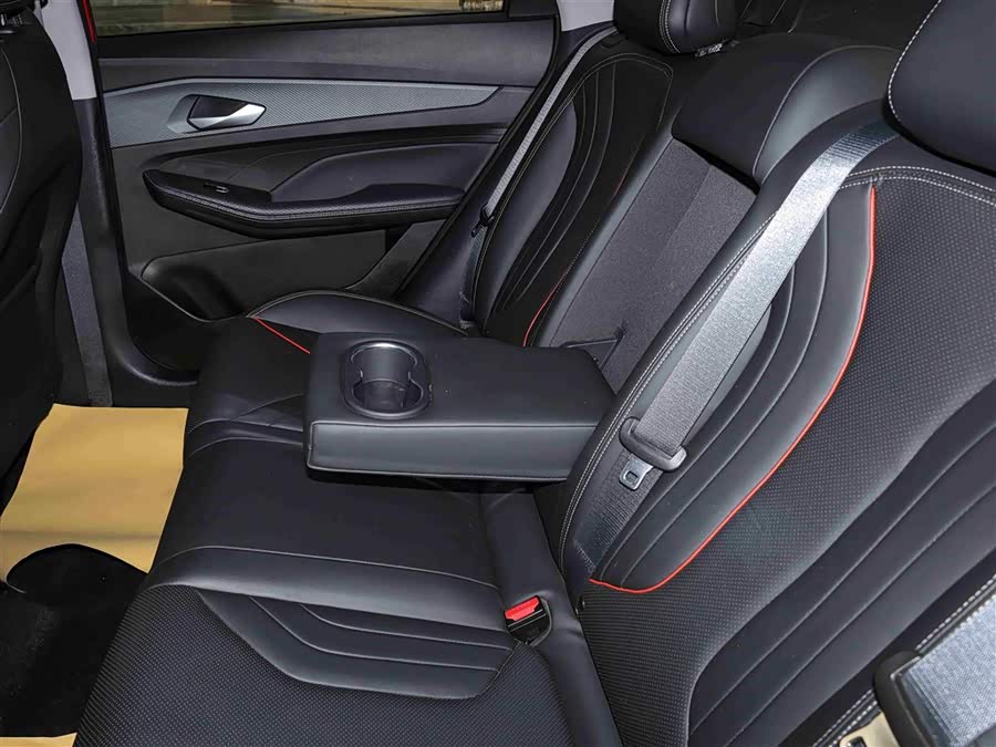 GEELY Monjaro MHEV 2022 car image #26