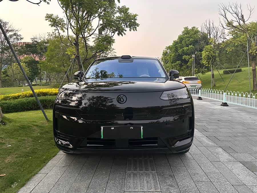 Denza N9 2025 #26 Denza N9 2025 car image #26