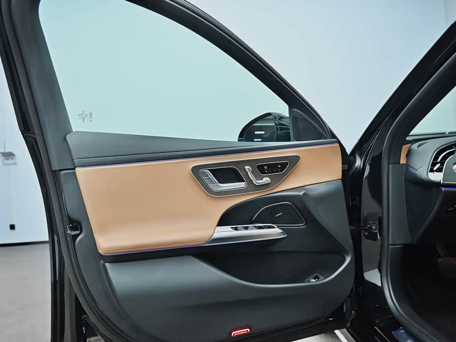 Mercedes-Benz E Class New Energy 2024 immagine di auto #26