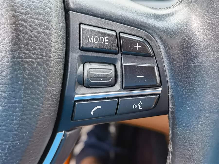 BMW i4 M50 2015 car image #26