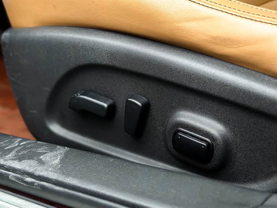 Nissan Maxima 2017 immagine di auto #26