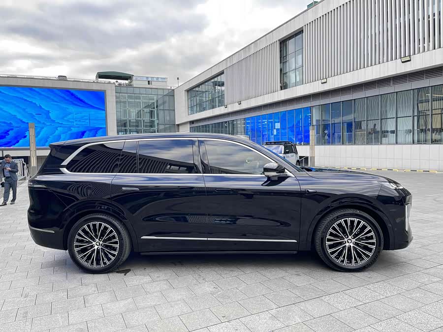 Deepal S09 2025 car image #26