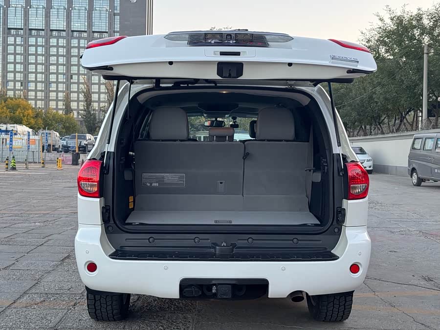 Toyota Sequoia 2015 #26 Toyota Sequoia 2015 immagine di auto #26