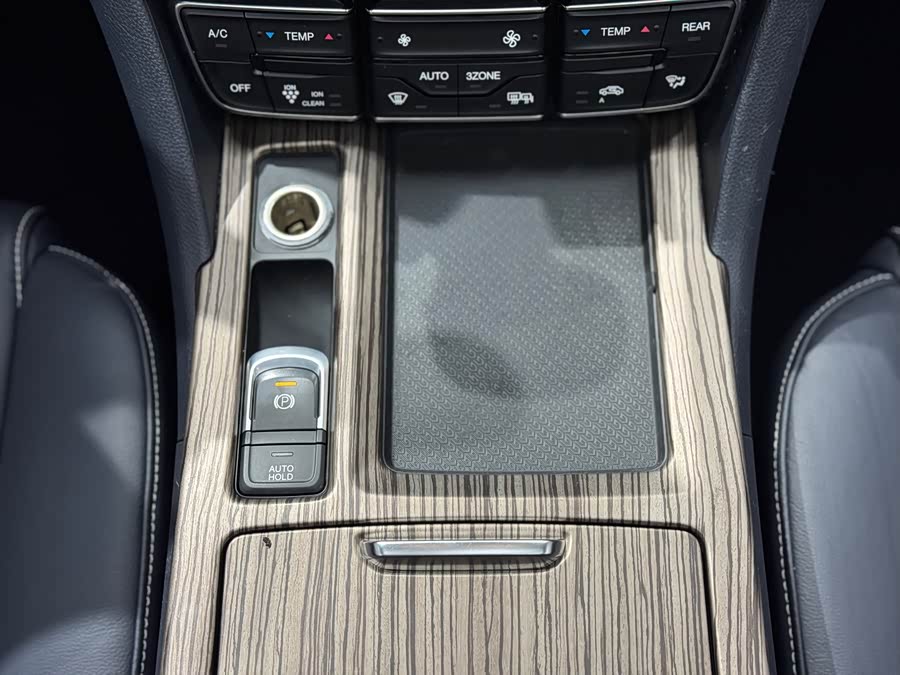 GAC Trumpchi M8 2020 #26 GAC Trumpchi M8 2020 car image #26