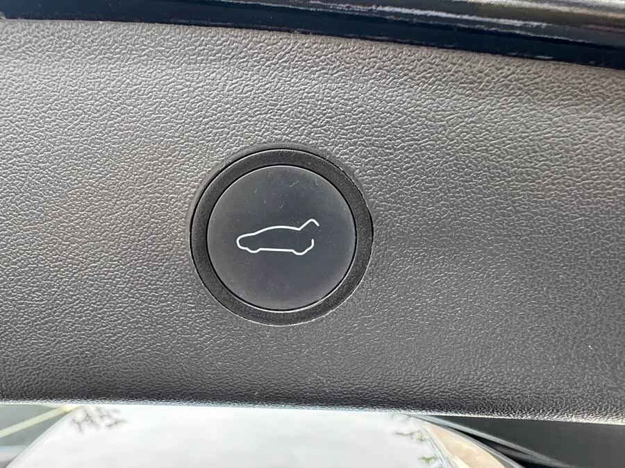 特斯拉 Model 3 2023 汽车图片 #26