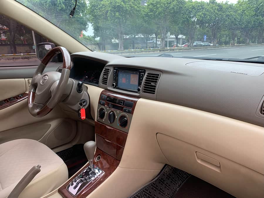 Toyota Corolla (Classic) 2012 #26 Toyota Corolla (Classic) 2012 immagine di auto #26