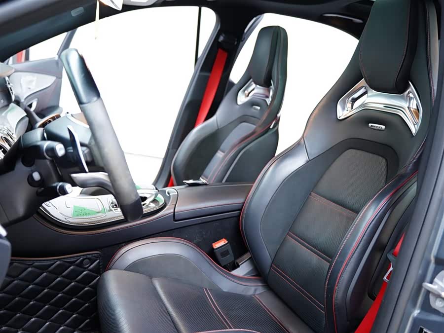 Mercedes-Benz E AMG 2018 immagine di auto #26