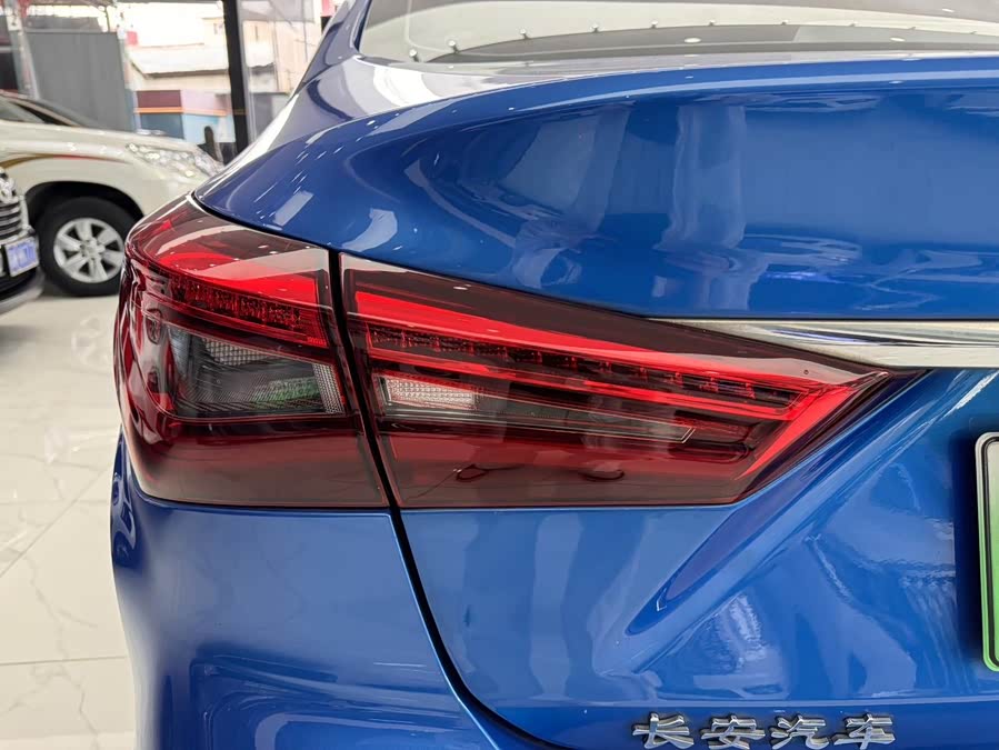 Changan Eado EV 2019 car image #26