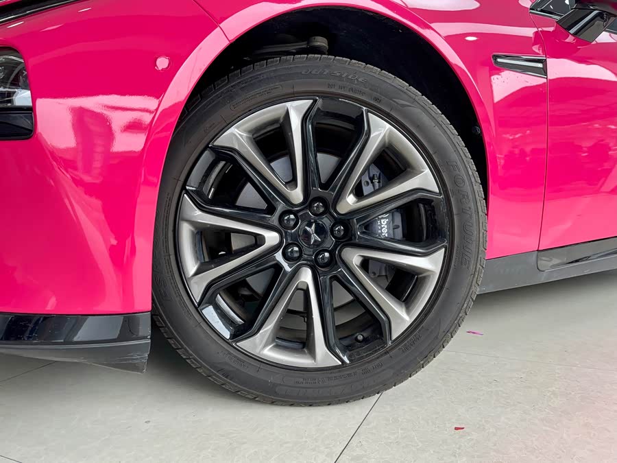 小鹏 小鹏P7 2022 汽车图片 #26