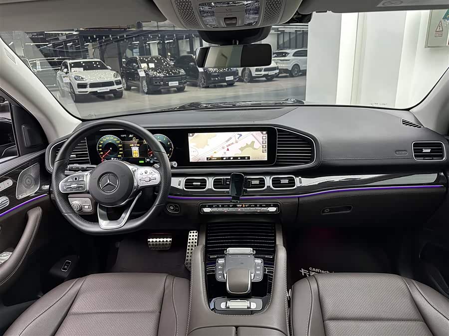 Mercedes-Benz GLS Class 2023 #26 Mercedes-Benz GLS Class 2023 car image #26