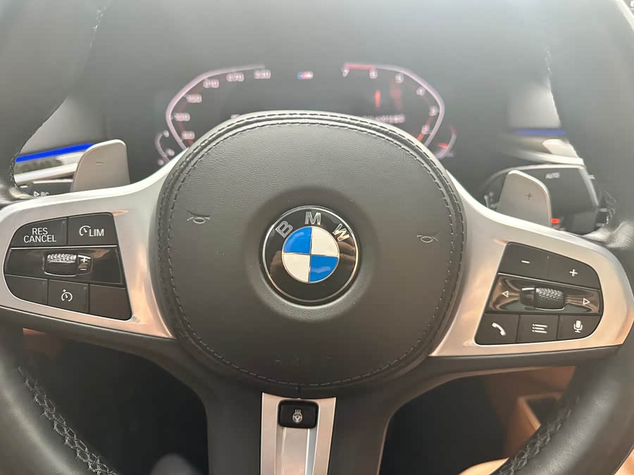 BMW 6 Series 2020 car image #26