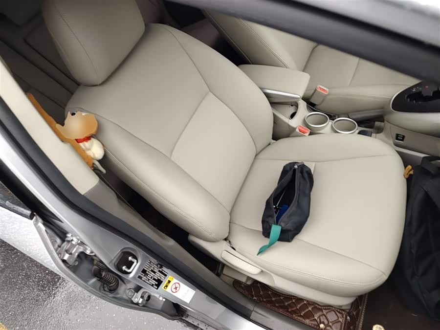 Toyota Reiz 2017 immagine di auto #26