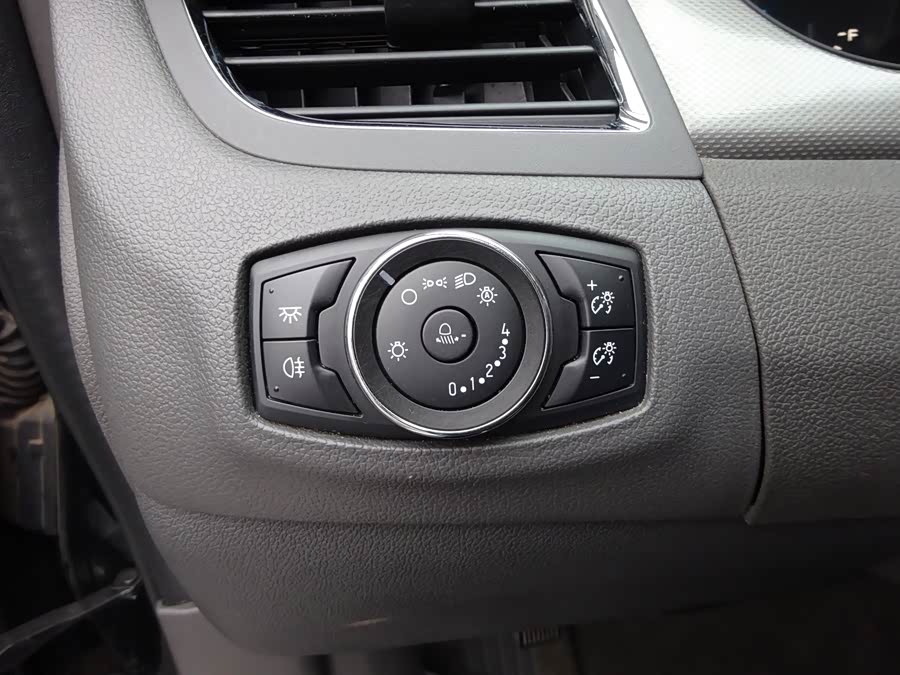 Ford Edge (Imported) 2014 immagine di auto #26