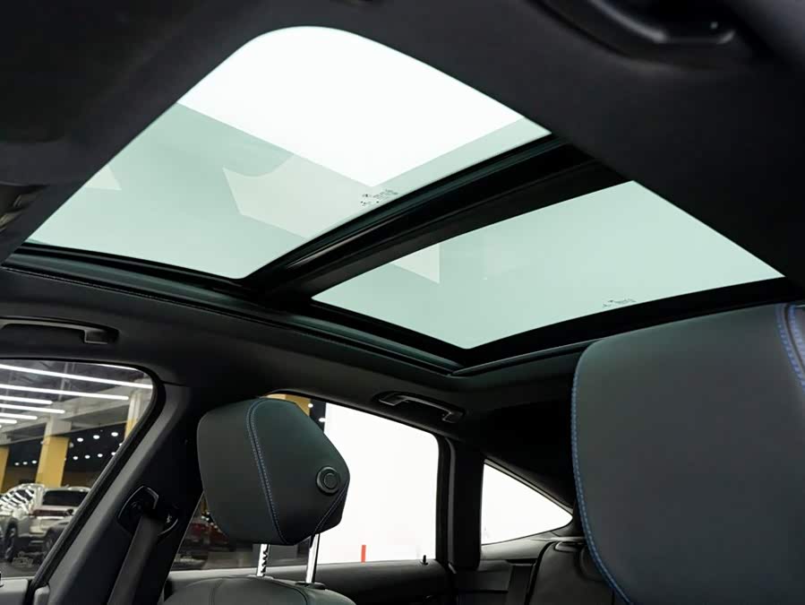 BMW 3 Series GT 2019 car image #26