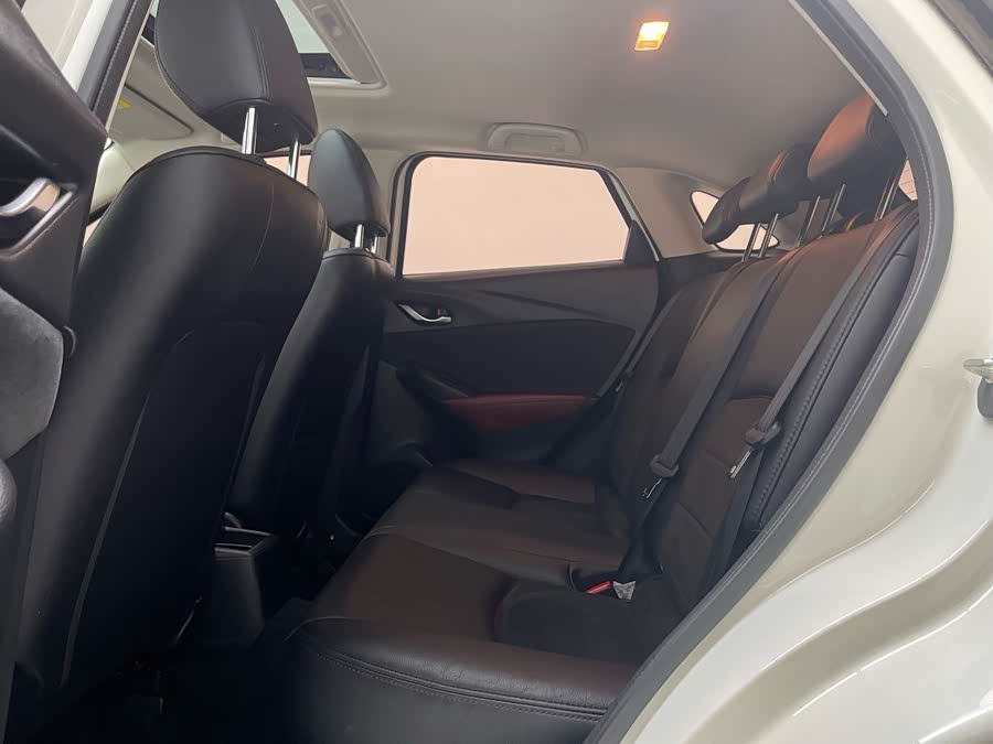 Mazda CX-3 2017 immagine di auto #26