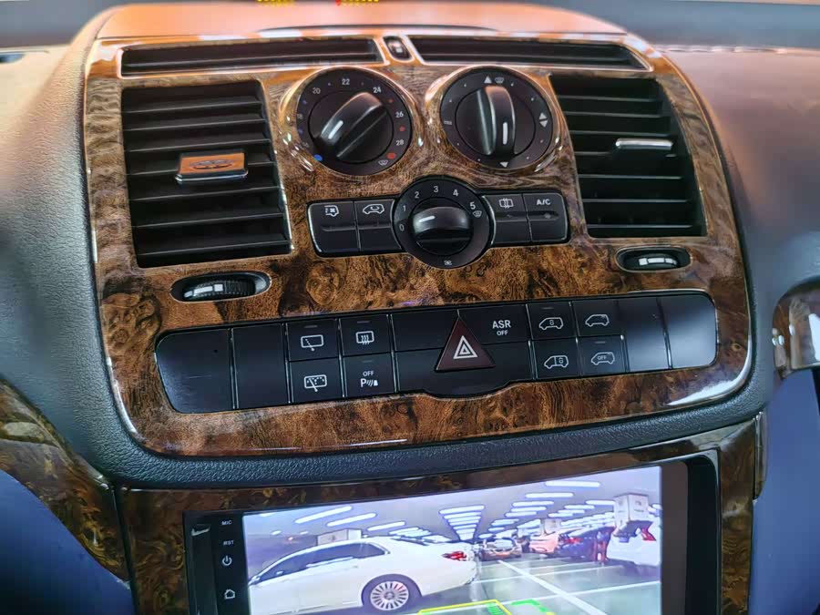 Mercedes-Benz Viano 2012 imagen de coche #26